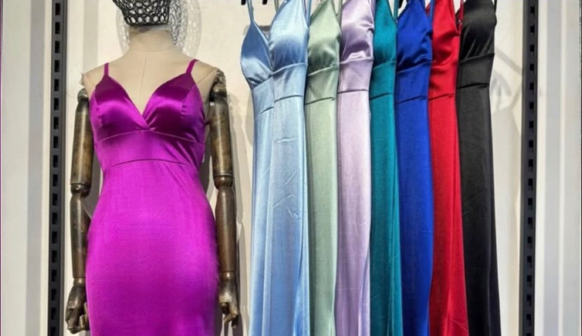 Vestido Satinado Espalda Descubierta