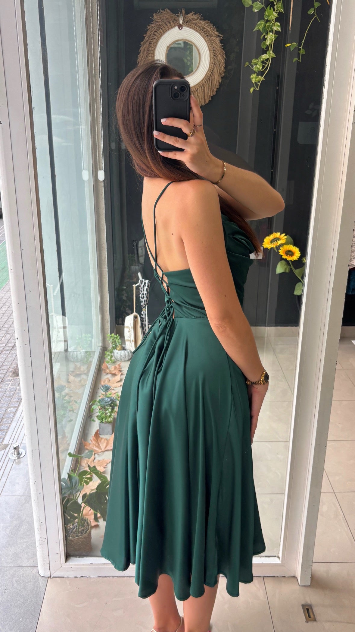 Vestido Corto Satén Espalda