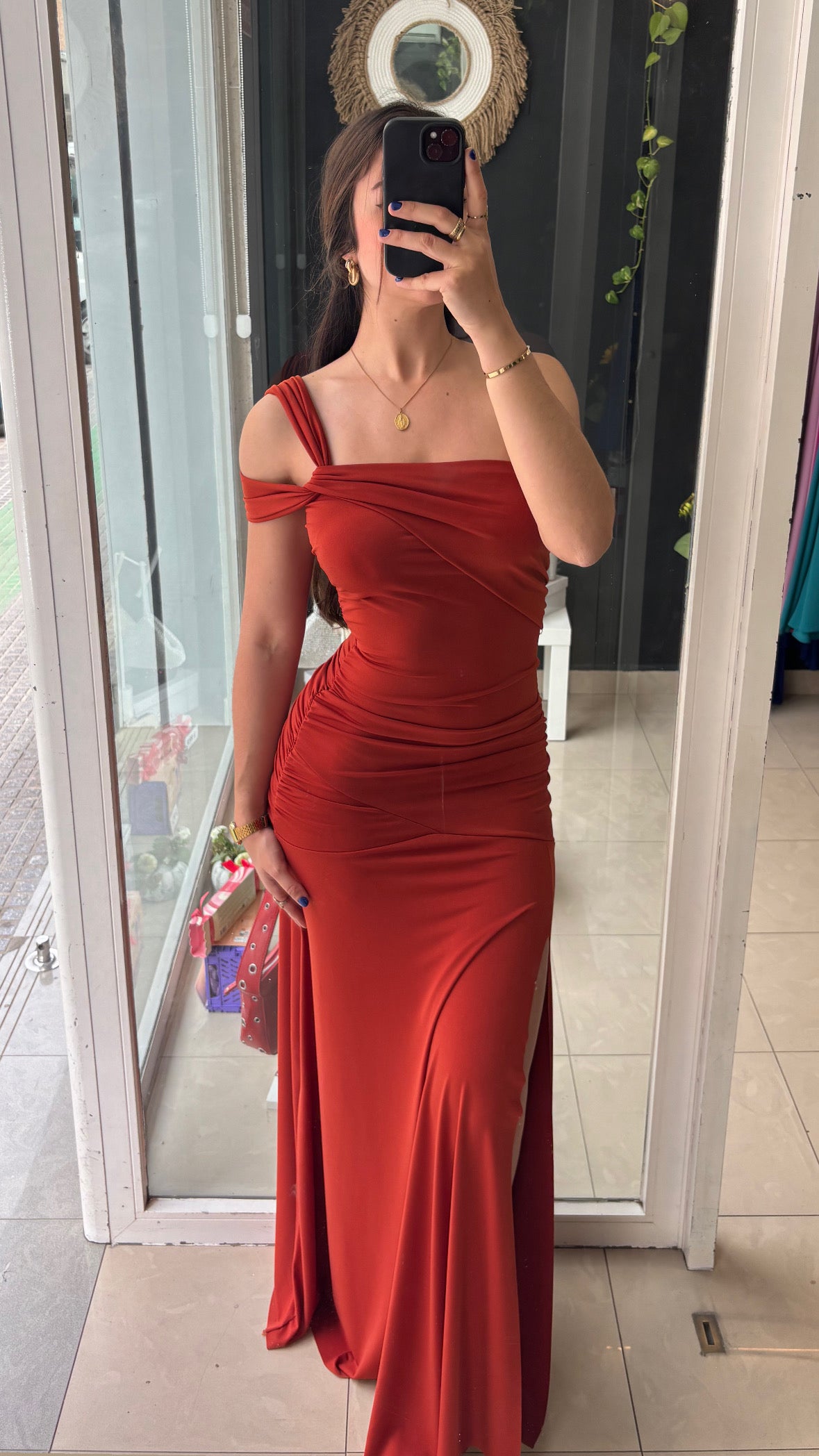Vestido Drapeado Vuelo Asimétrico