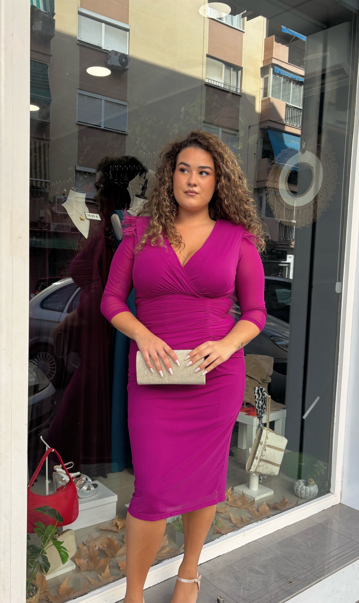 Vestido Corto Plumas