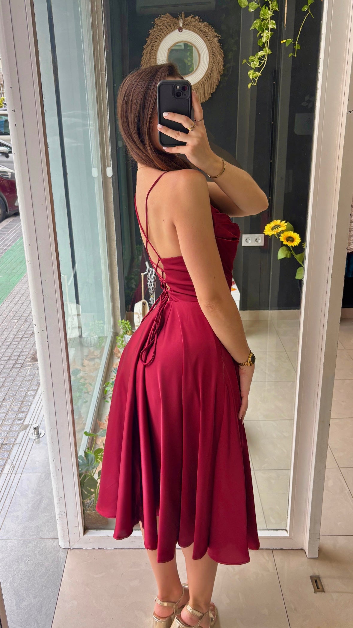 Vestido Corto Satén Espalda